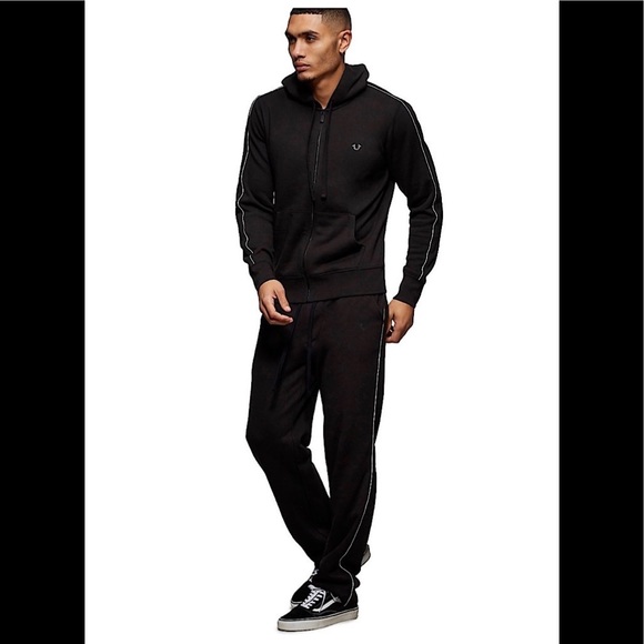 True Religion Metallic stripe Sweatsuit 😳😱🔥